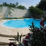 Dafne Pensiune 3*