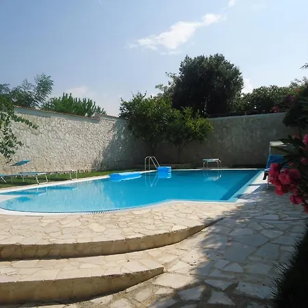 Dafne Guest house